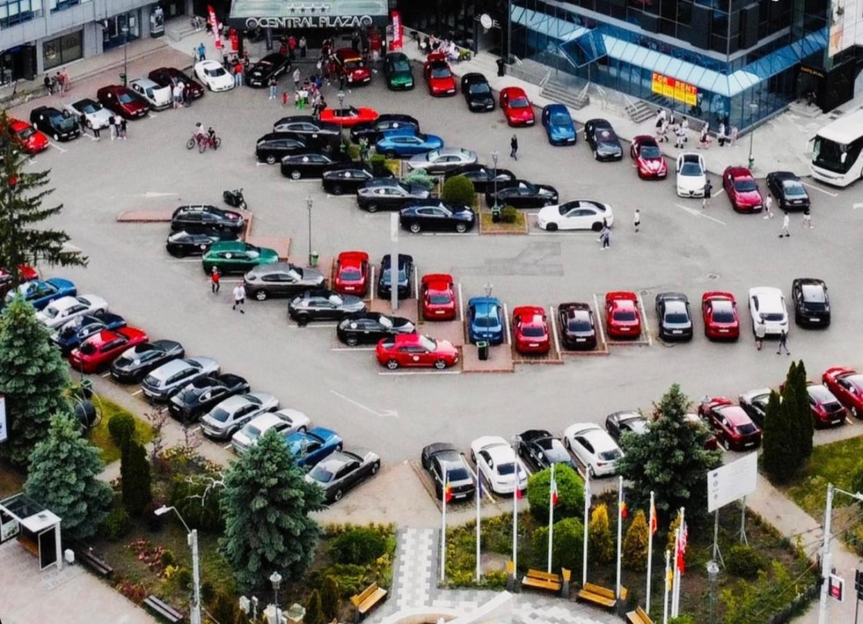 Petrodava One Piatra Neamţ Exteriér fotografie